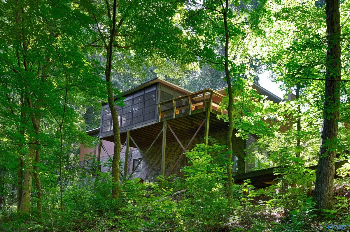 Huntsville, AL 35806,286 Springhill Road