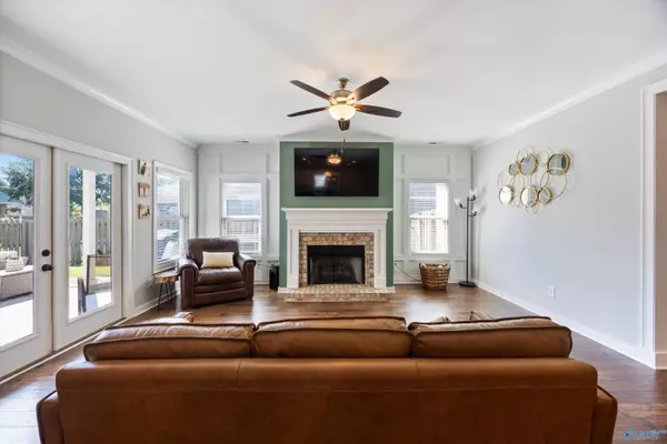 Owens Cross Roads, AL 35763,2637 Mountain Stream Way