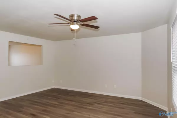 Toney, AL 35773,176 Bayside Lane