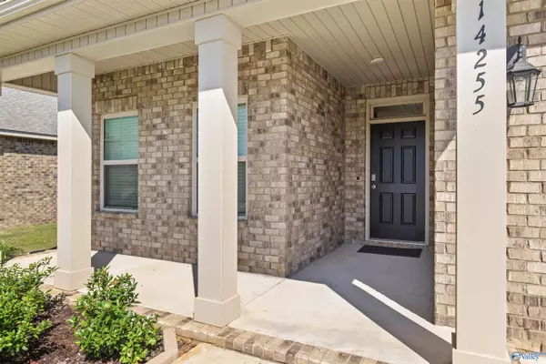 Athens, AL 35613,14255 Leadenhall Lane