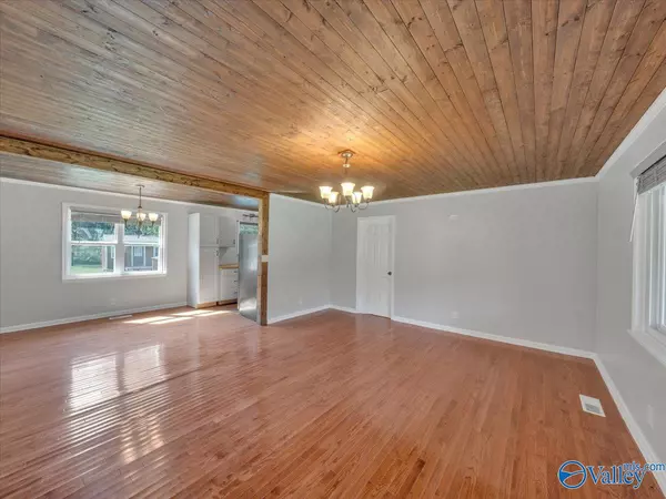 New Market, AL 35761,260 Deertrace Parkway