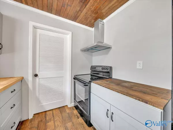 New Market, AL 35761,260 Deertrace Parkway