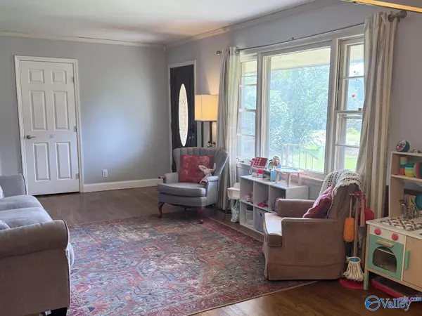 Huntsville, AL 35803,2117 Mythewood Drive SW