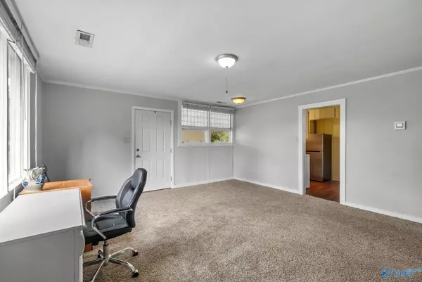 Athens, AL 35611,305 Thomas Street