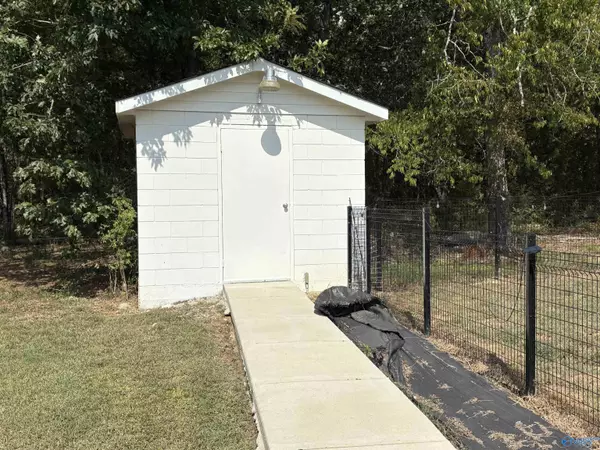 New Hope, AL 35760,3089 Cherry Tree Road