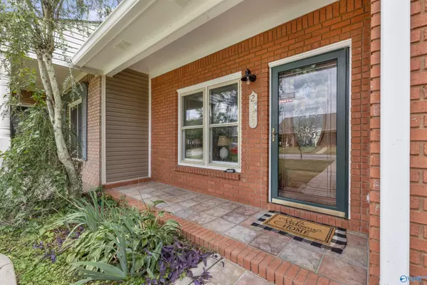 Decatur, AL 35603,2125 Yorkshire Drive SE