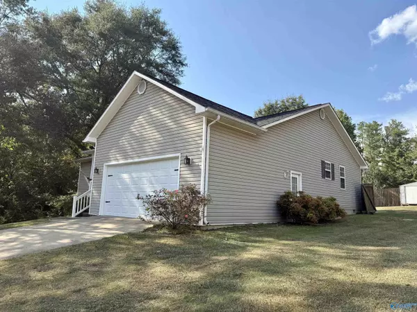 Jacksonville, AL 36265,70 Covington Ridge