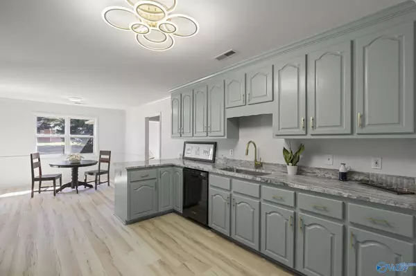 318 Wine Sap Circle, Harvest, AL 35749