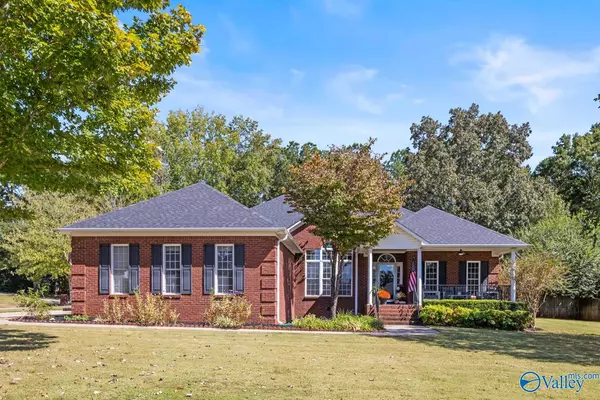 114 Gary Glen Blvd, Huntsville, AL 35811