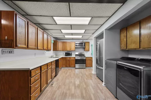 Athens, AL 35611,15080 Wright Road