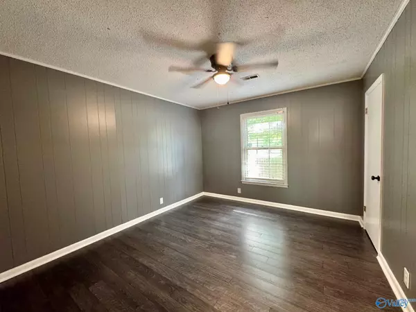 Hazel Green, AL 35750,233 Everett Jones Road