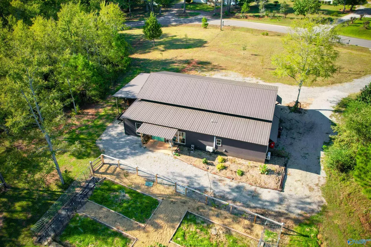 Somerville, AL 35670,1230 Curry Chapel Road