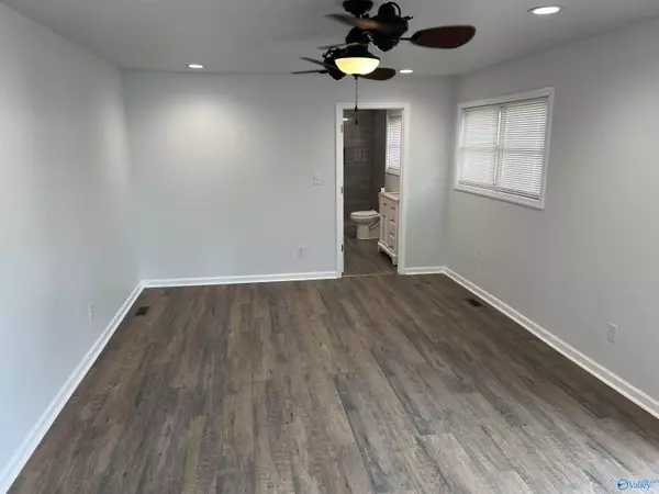 Hartselle, AL 35640,212 Nelson Street