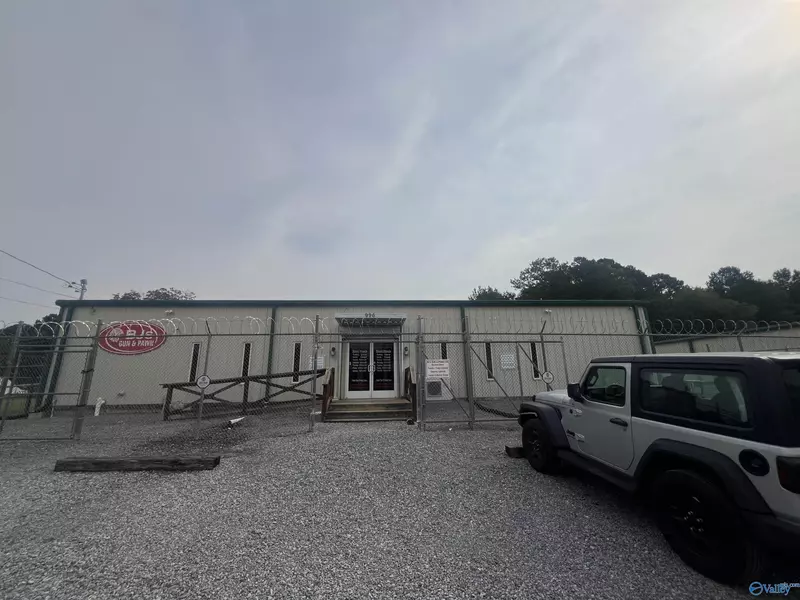 996 Cedar Bluff Road, Centre, AL 35960