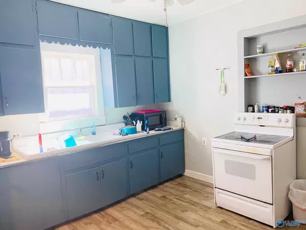 Scottsboro, AL 35768,208 S Scott Street