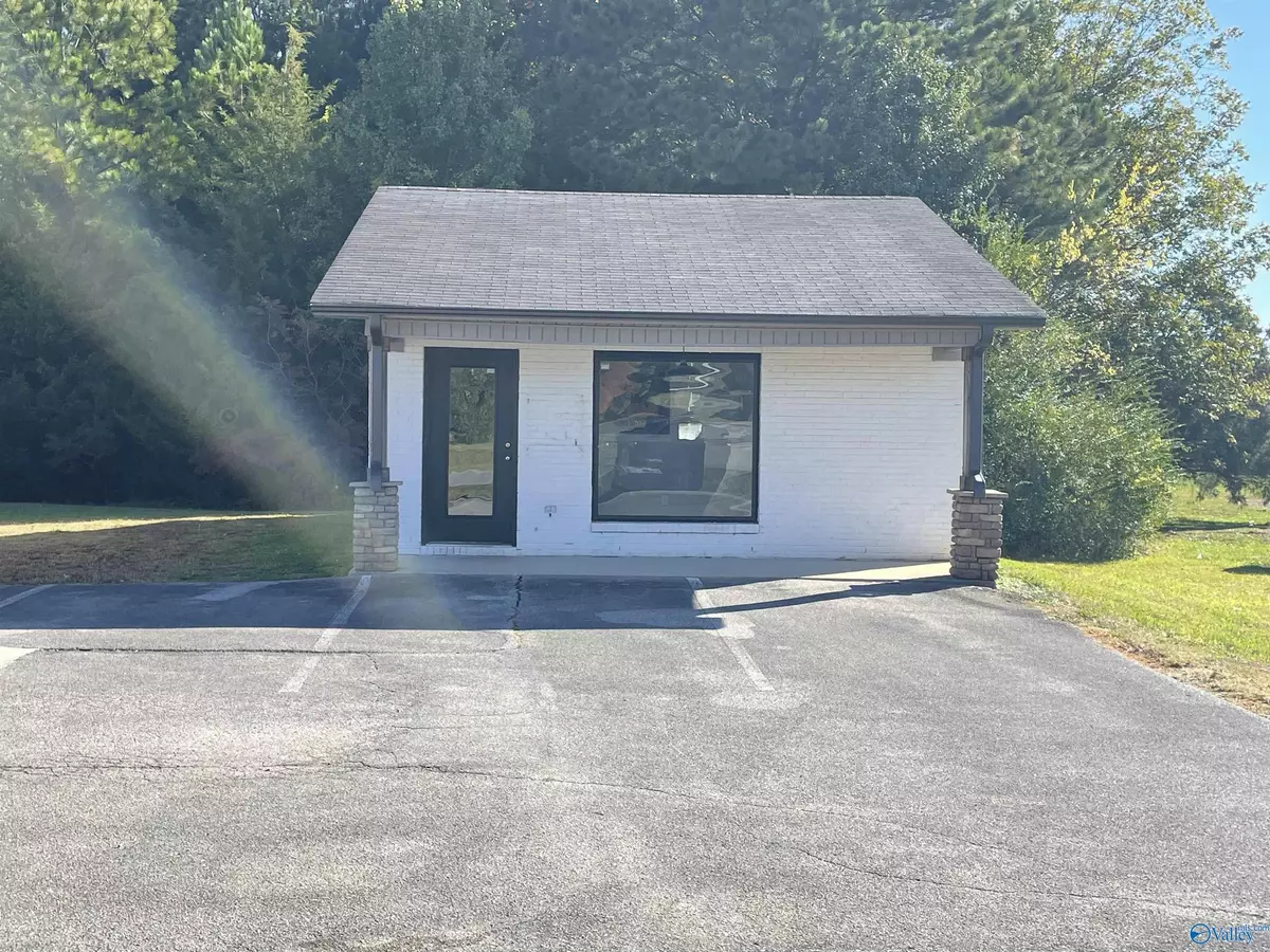 Madison, AL 35757,7535 Wall Triana Hwy #A