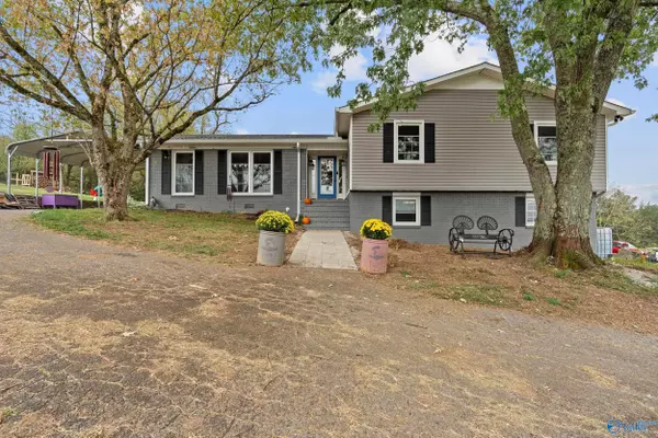 34 Clayton Lane, Fayetteville, TN 37334