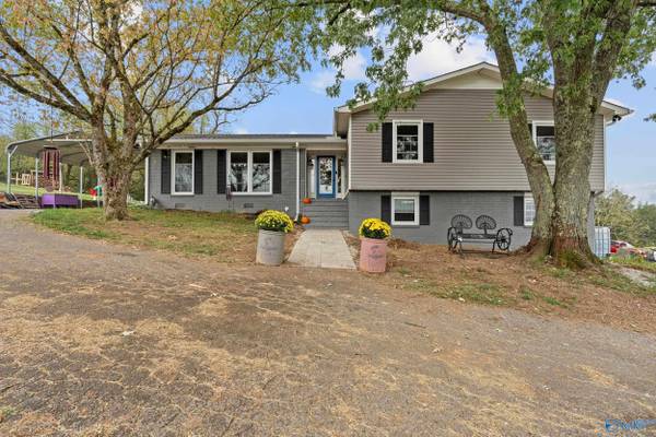 34 Clayton Lane, Fayetteville, TN 37334