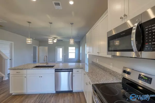 Toney, AL 35773,116 Morning Dew Road