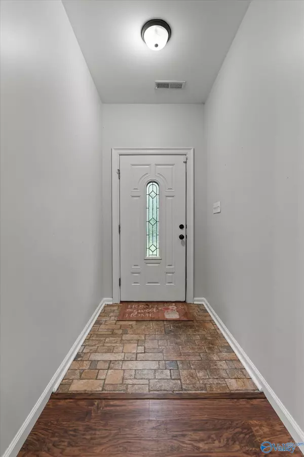 Athens, AL 35613,26710 Newby Road