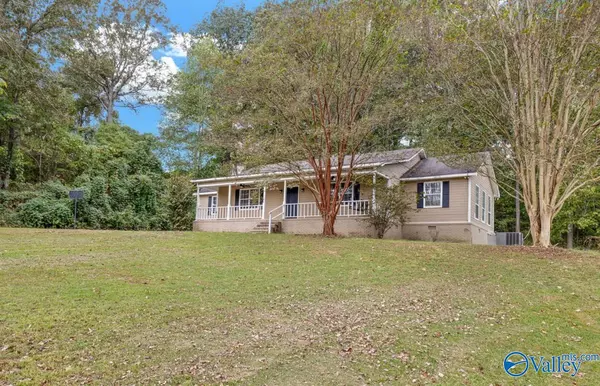 832 County Road 360, Trinity, AL 35673