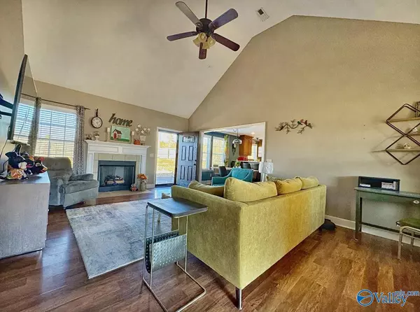 New Hope, AL 35760,100 Jonboy Avenue