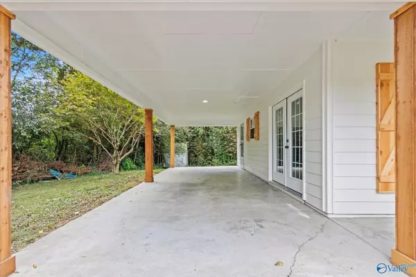 Albertville, AL 35950,517 Florence Avenue