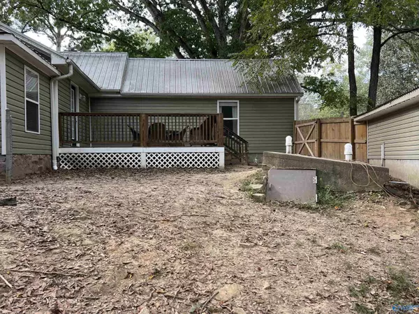 Albertville, AL 35950,730 Dixie Dale Road