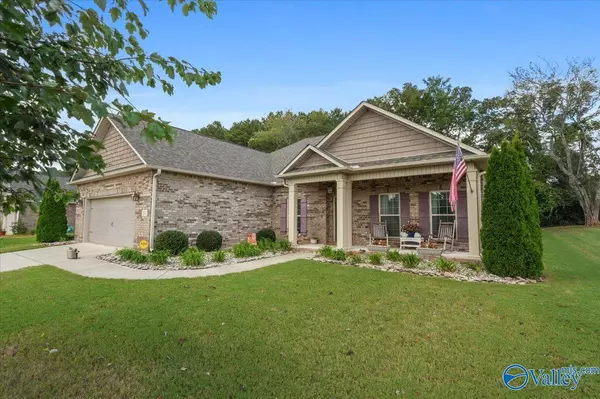 201 Somerton Drive, Huntsville, AL 35811
