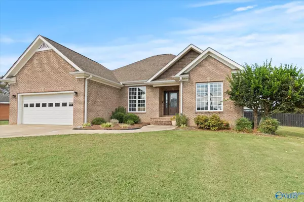 1580 Meadowlake Drive, Southside, AL 35907