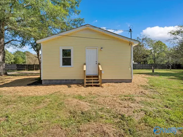 Danville, AL 35619,8460 Hwy 36