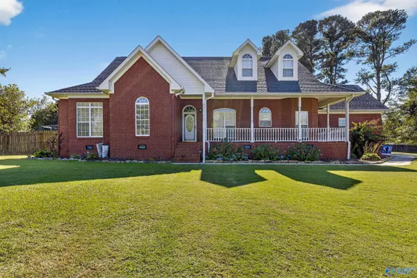 Albertville, AL 35950,1404 Dan Avenue