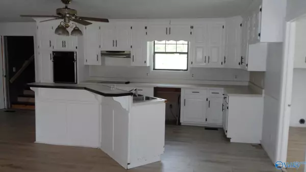 Ragland, AL 35131,213 Old Macedonia Road