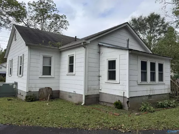 Boaz, AL 35957,240 S Church Street