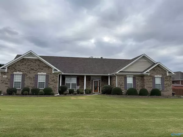 182 Raleigh Way, Huntsville, AL 35811