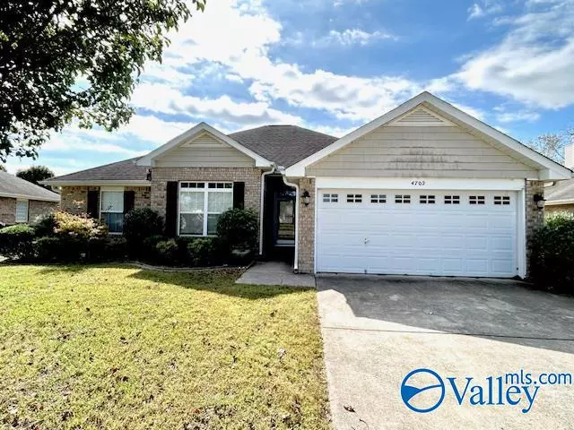 4702 Carrington Blvd, Owens Cross Roads, AL 35763