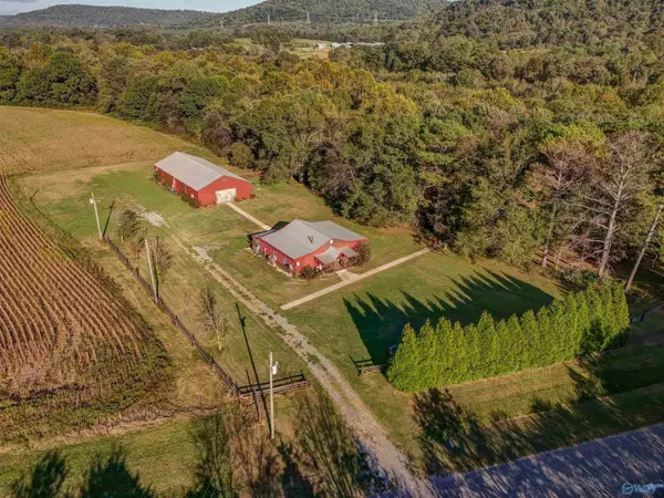 80 South Sauty Road, Guntersville, AL 35976