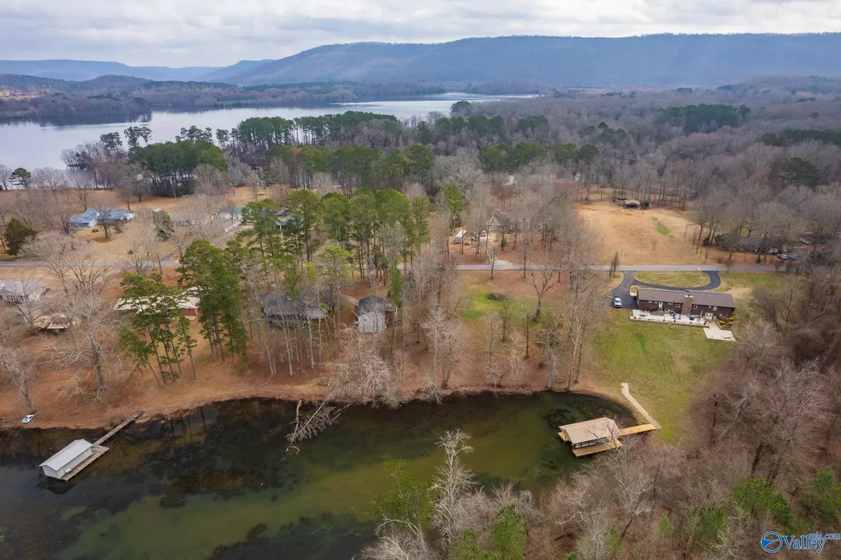 Hollywood, AL 35752,665 County Road 350