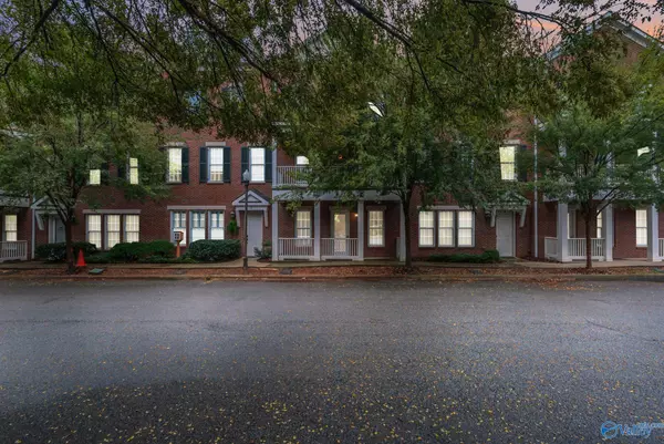 Huntsville, AL 35806,17 Biltmore Drive