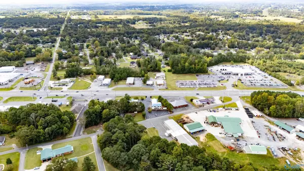 Albertville, AL 35951,9010 US Highway 431