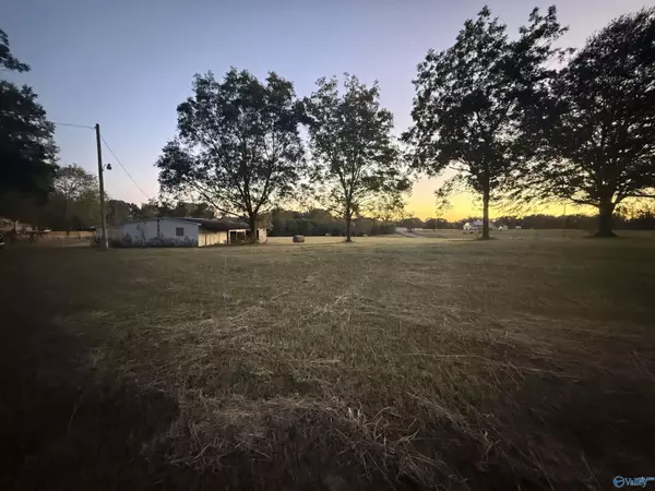 Holly Pond, AL 35083,1222 County Road 1755