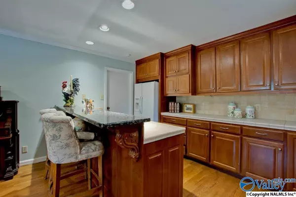 Huntsville, AL 35801,2700 Evergreen Street SE