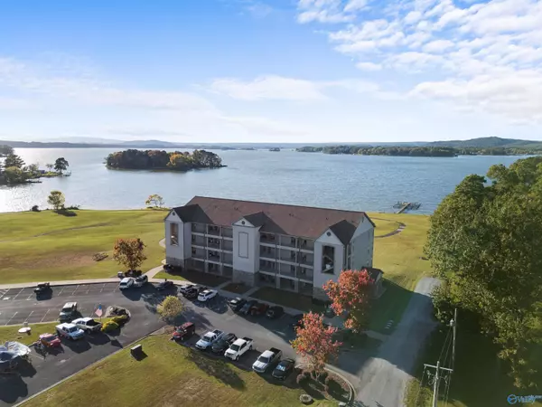 Cedar Bluff, AL 35959,3152 Dykes Bridge Road #102