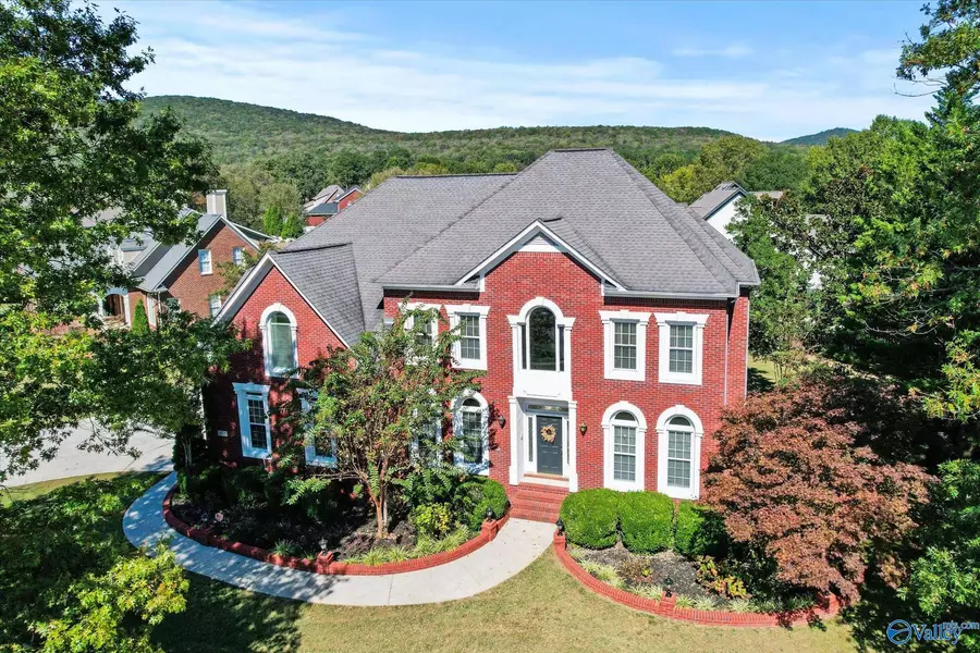 3000 Kincade Way SE, Owens Cross Roads, AL 35763