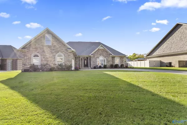 Decatur, AL 35603,4017 Saddlehorn Bend SW