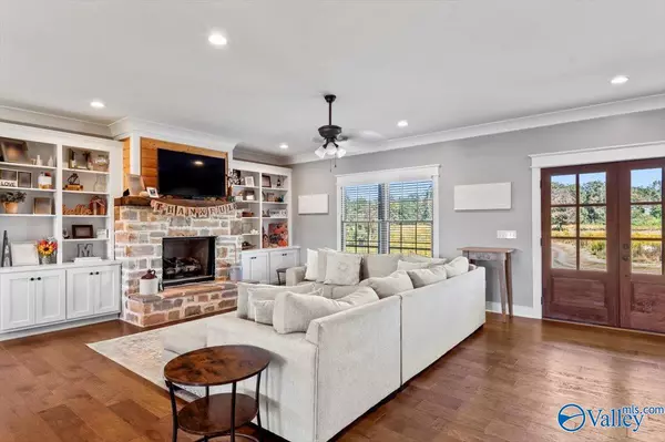 Cullman, AL 35058,350 County Road 1653