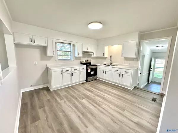 Lester, AL 35647,29342 Easter Ferry Road