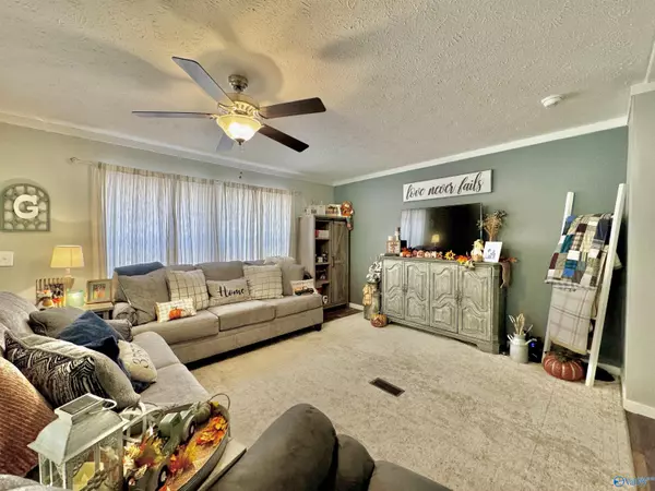 Hamilton, AL 35570,465 Redwood Circle