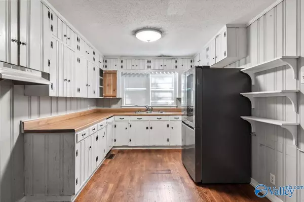 Guntersville, AL 35976,1500 Patterson Street