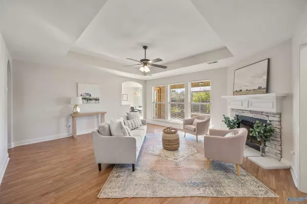 Owens Cross Roads, AL 35763,120 Coach Glen Drive